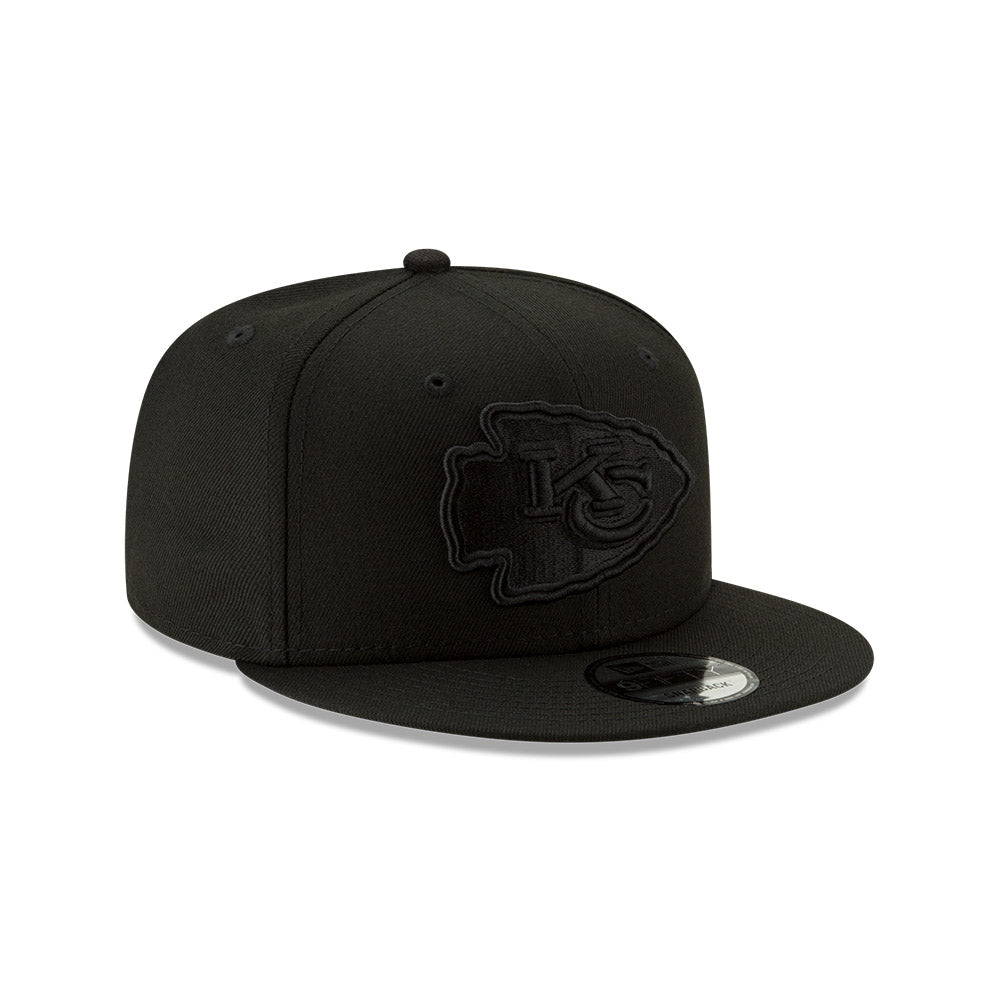 Kansas City Chiefs New Era BLACKOUT 9Fifty Snapback Hat - Black/Black