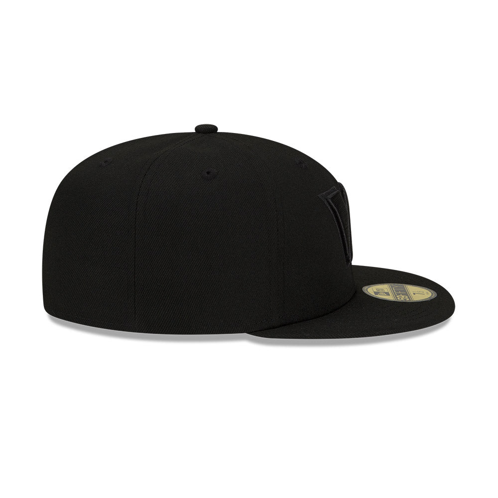 Washington Commanders BLACKOUT New Era 59Fifty Fitted Hat - Black/Black