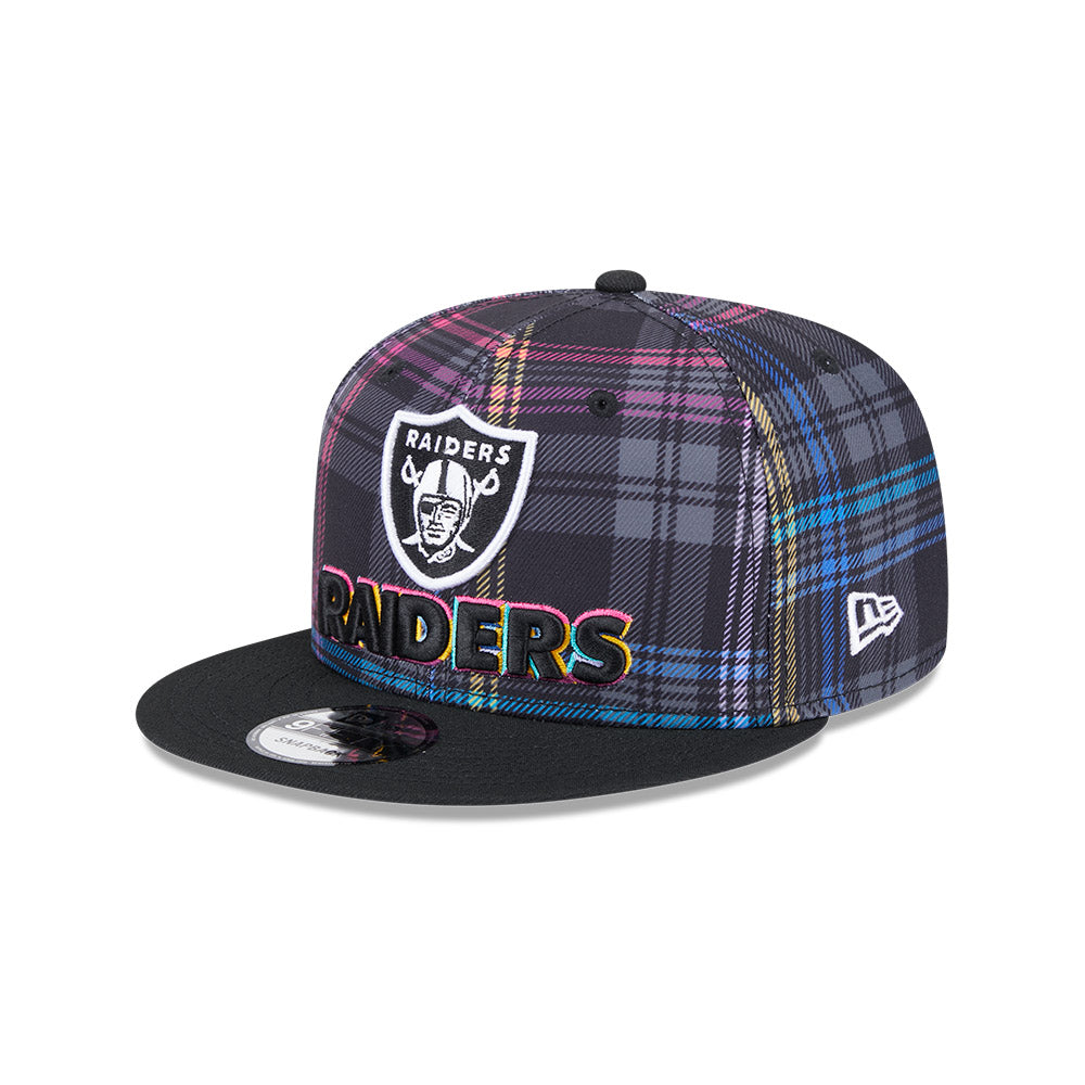 Las Vegas Raiders New Era 2024 NFL Crucial Catch Plaid 9Fifty Snapback Hat - Black/Pink