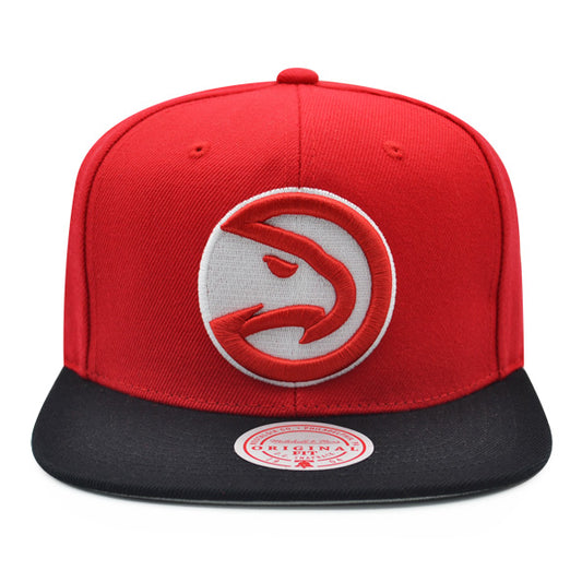 Atlanta Hawks NBA Mitchell & Ness CLASSIC 2TONE Snapback Hat - Red/Black