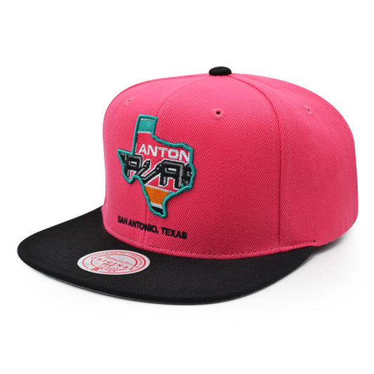 San Antonio Spurs Mitchell & Ness TEAM INSIDER Snapback Hat - Pink/Black