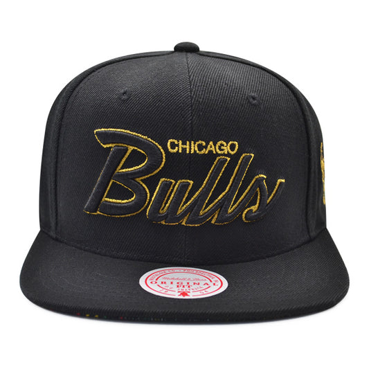 Chicago Bulls Mitchell & Ness BHM Script Snapback Hat - Black/Metallic Gold