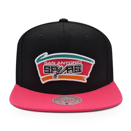 San Antonio Spurs Mitchell & Ness CLASSIC 2Tone Snapback Hat - Black/Pink/Teal Bottom