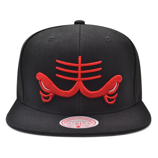 Chicago Bulls Mitchell & Ness LOGO REMIX Snapback NBA Hat - Black